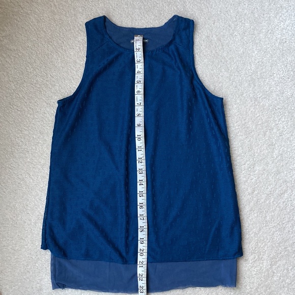 Oiselle Rabbit tank - Picture 4 of 7